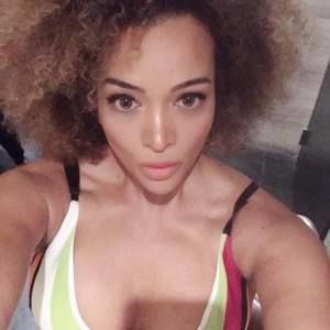 Meet your Posher, Rosa